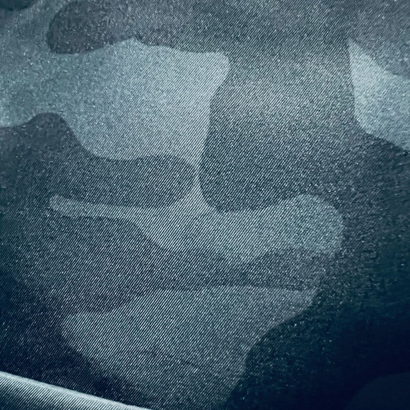 AUTHENTIC TUMI HOPE BAG - Picture 4 of 8